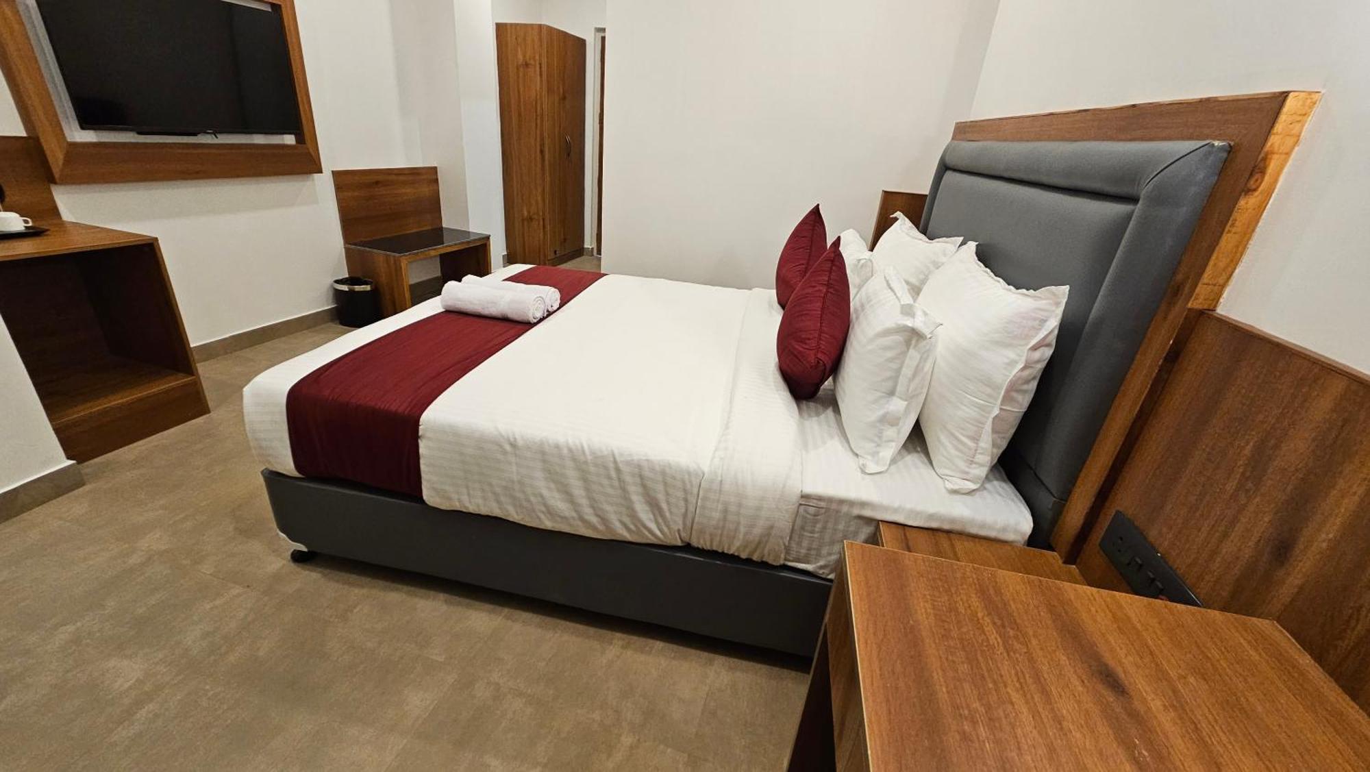 Hotel Indiana Hills à Shillong Extérieur photo